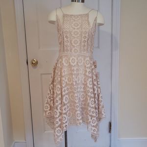 Free People Lace ivory mini size 6